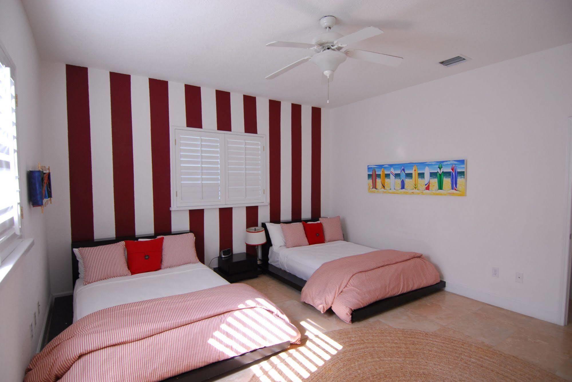 Resorts World Bimini Bayley Town エクステリア 写真